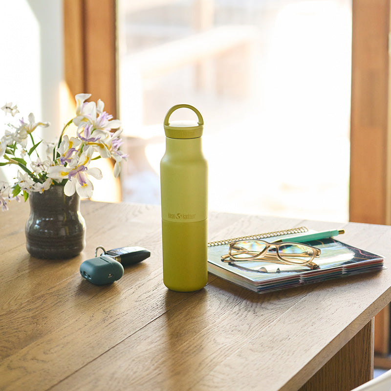 12oz-rise-classic-with-arch-loop-cap-q3 12oz_rise_classic_insulated_acacia_table_square.jpg