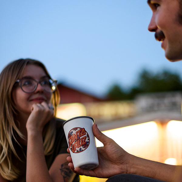 16oz-pint-cup-santa-cruz-r1 16oz_pints_santa_cruz_vacationdot_couple_square.jpg