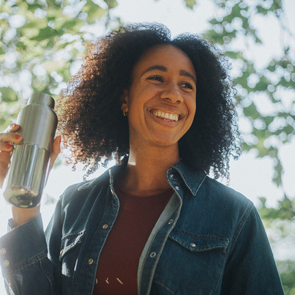 bring-your-own-party-kit-tumblers-and-cocktails-b0 16oz_rise_reflect_woman_smile_square.jpg
