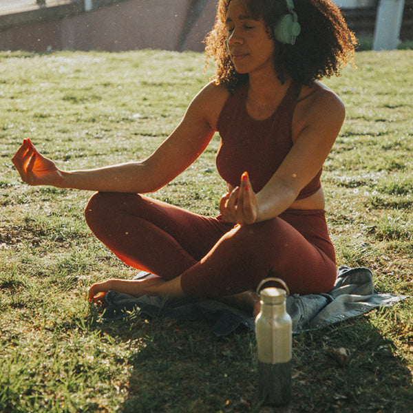 12oz-rise-reflect-with-bamboo-cap-v2 16oz_rise_reflect_yoga_park_headphones_square.jpg