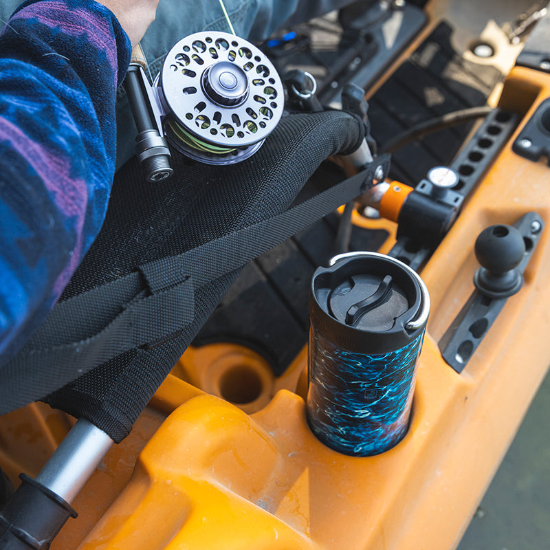 12oz-tkwide-with-cafe-cap-mossy-oak-y9 16oz_tumbler_mossyoak_bass_cafe_kayak_top_square.jpg