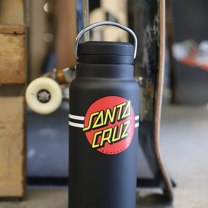 32oz-tkwide-with-twist-cap-santa-cruz-s6 32oz_tkwide_twist_water_bottle_santacruz_dot_wheels_square.jpg