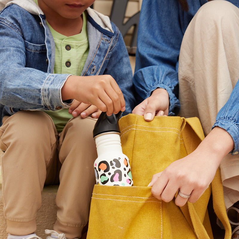12oz-kid-s-classic-with-flip-seal-sport-cap-l9 kid_sport_flip_seal_12oz_bag_pull_square.jpg