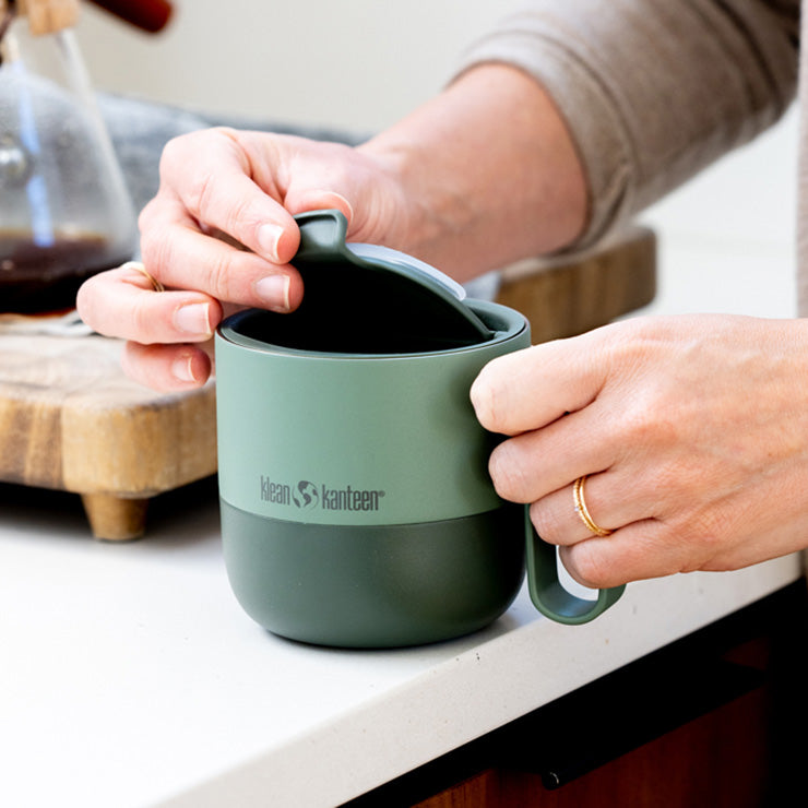 flip-lid-o2 rise_flip_lid_large_coffee_mug.jpg