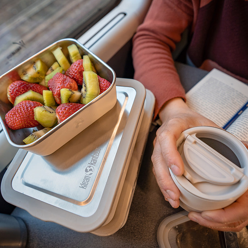 23oz-rise-food-box-lunch-w5 rise_food_lunch_box_lunch_tofu_train_fruit_tumbler_square.jpg