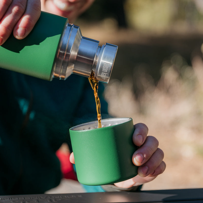 tkpro-maintenance-kit-k4 tkpro_32oz_thermos_green_pourthrough_lifestyle.jpg