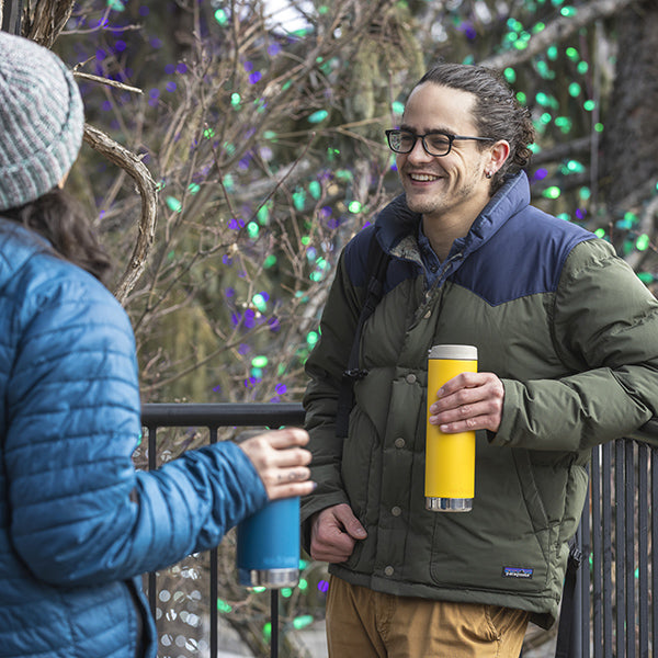 20oz-tkwide-with-cafe-cap-f7 tkwide_20oz_insulated_tumbler_cafe_winter_man_coat_yellow_square.jpg